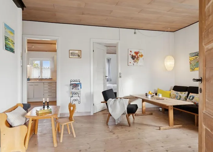 Elle - 175m From The Sea By Interhome Бёркоп