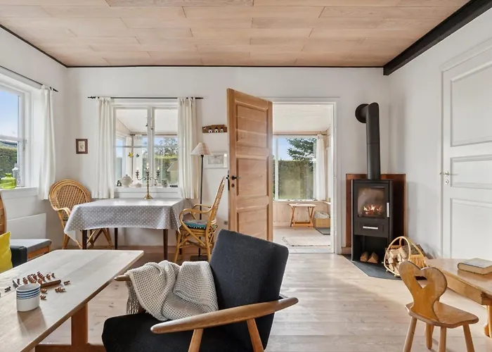 Elle - 175m From The Sea By Interhome * Бёркоп